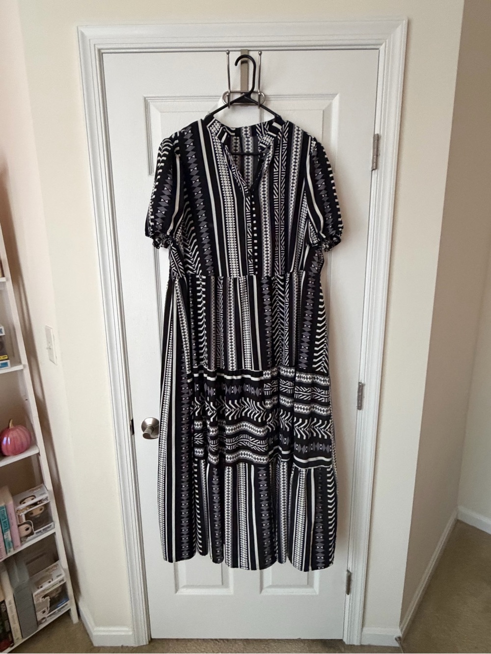 SHEIN Black and White Patterned Tiered Maxi Dress